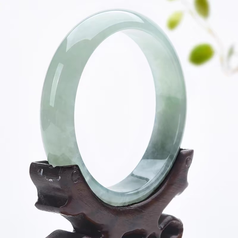 Bracelet en jade ancien de Bir - Lighting & Home Decor Studio Photos avis et prix