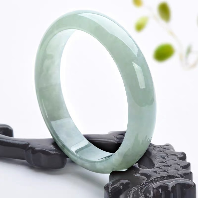 Bracelet en jade ancien de Bir - Lighting & Home Decor Studio Photos avis et prix