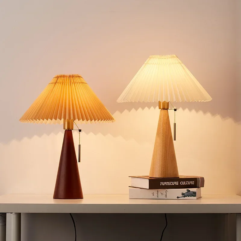 Lampe de table plissée rétro,  - Home Lighting And Decor avis et prix